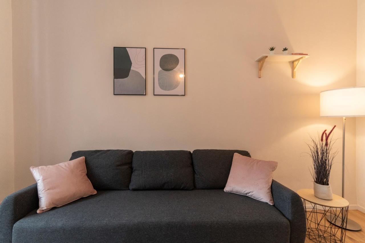 Peter Apartments - Premium Wohnung I 95Qm I 3 Schlafzimmer I Grosses Bad I Kueche I Wohnzimmer I Tv Fulda Kültér fotó